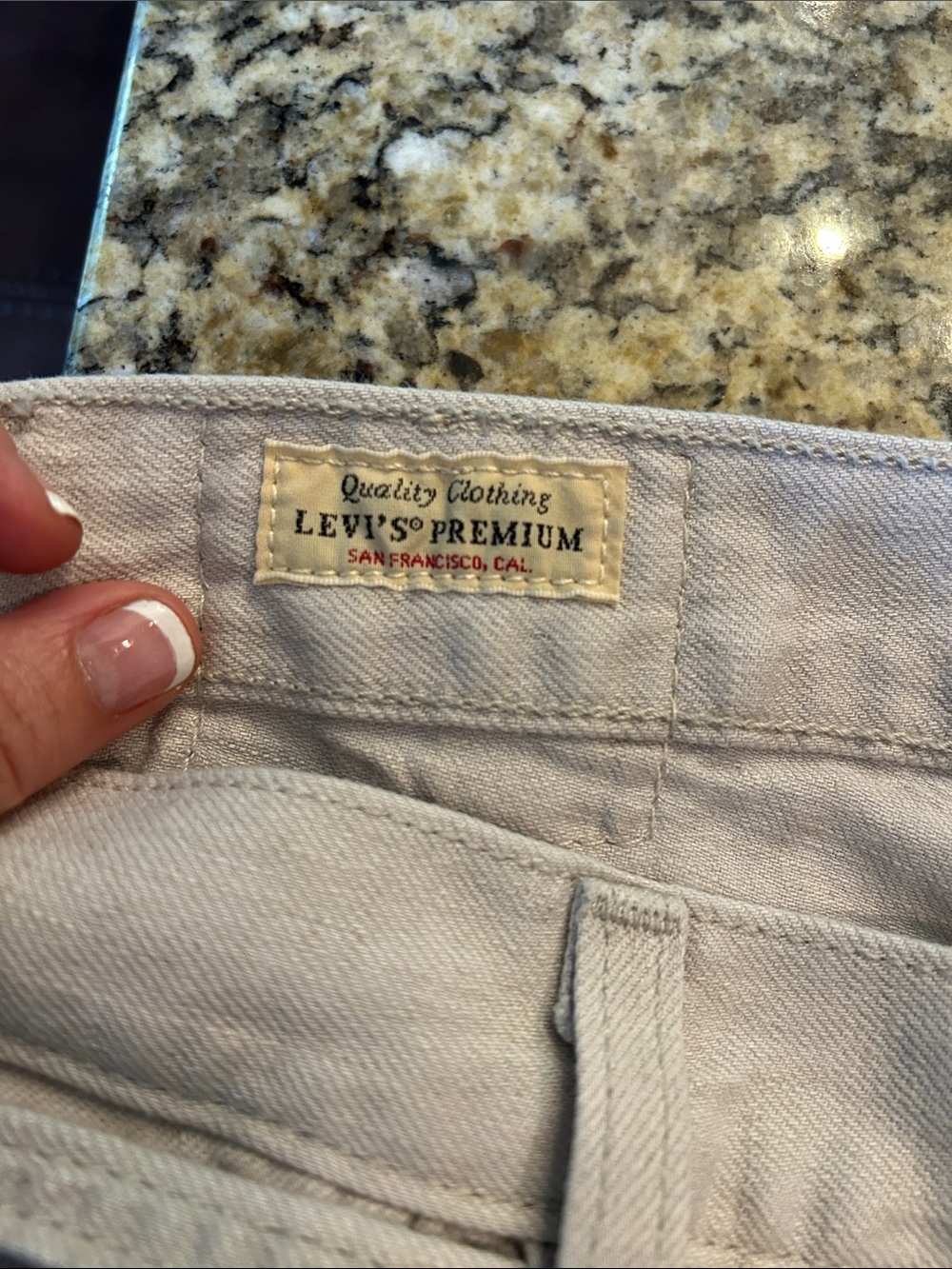 Levis XL Baggy Straight Sz 32 x 31 Tie Waist Wide Leg Trouser Khaki White Label - Picture 6 of 7